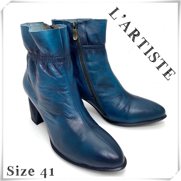 L’Artiste Modeste Leather Ankle Block Heel Boot in Blue Size 9.5/ 41 - Picture 1 of 13